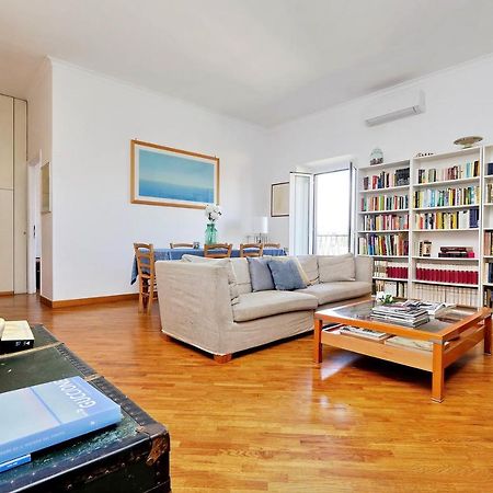 Pompeo Magno Apartment Rom Exteriör bild
